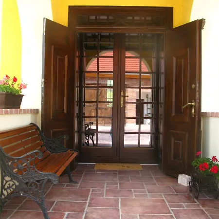 Fuerge Roka Porta 旅馆 Őriszentpéter